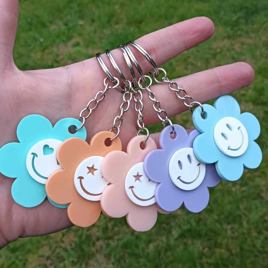 Wholesale - smiley face key rings