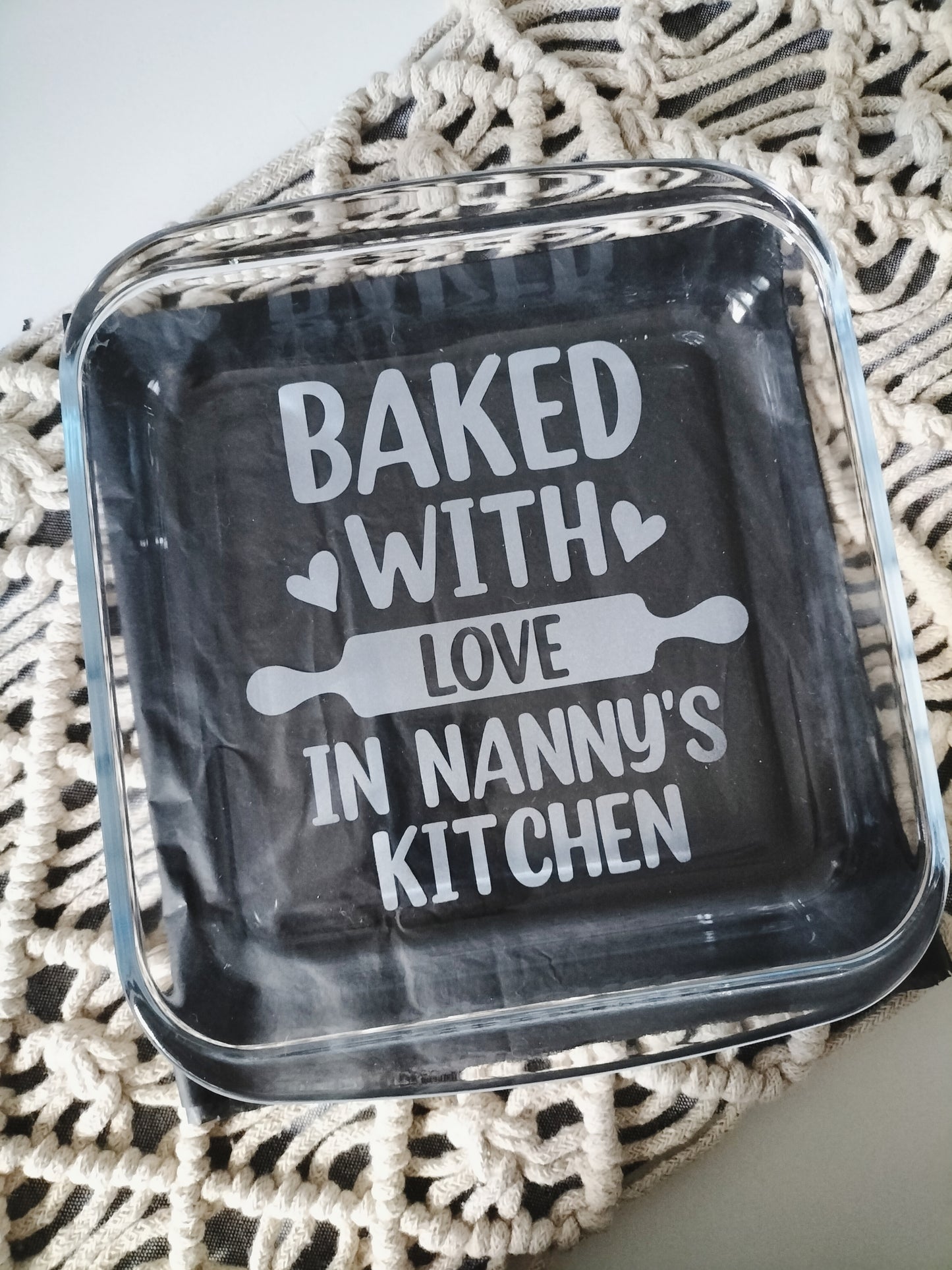 Engraved glass bakeware